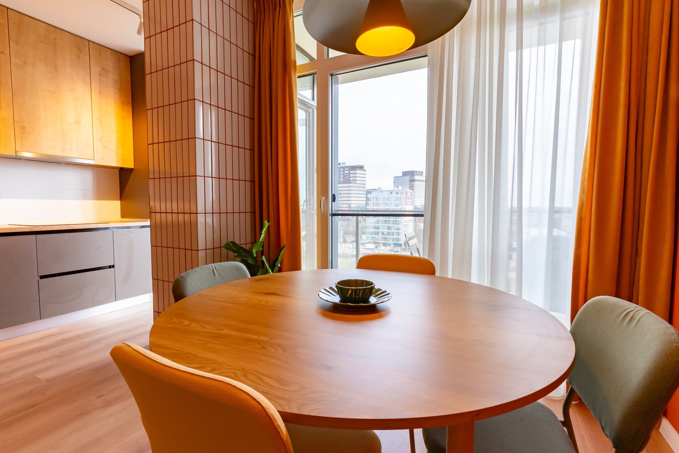 Apartamentul Portocaliu, Fotografia 4